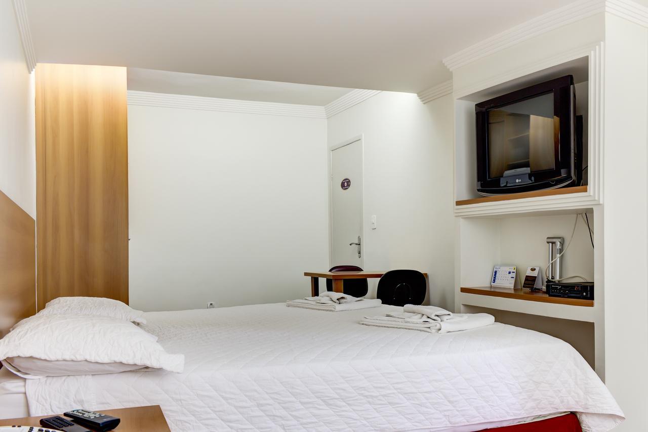 Hotel Villareal Conselheiro Lafaiete Exteriör bild
